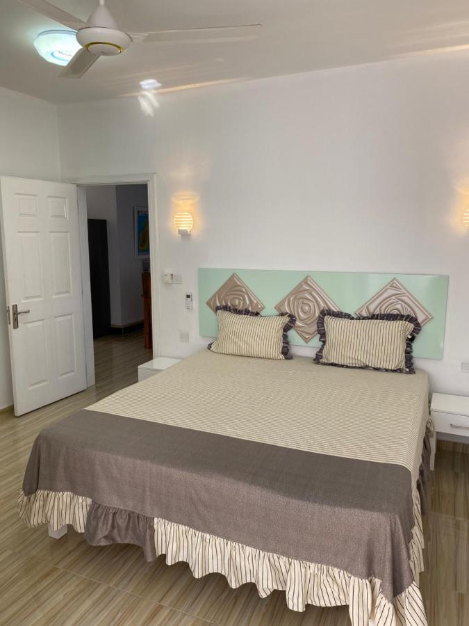 Residence La Colombe Grand Baie Esterno foto